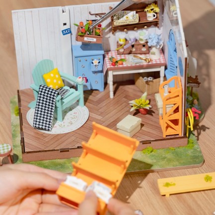 Rolife DG163 Rüya Gibi Bahçe Evi (Dreamy Garden House) DIY Minyatür Maket Model Seti Mini Dollhouse 3D Model Kit Detaylı Dekoratif Hobi Seti 3D Puzzle Tiny House - Thumbnail