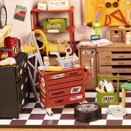 Rolife DG165 Garage Workshop DIY Miniature House - Thumbnail