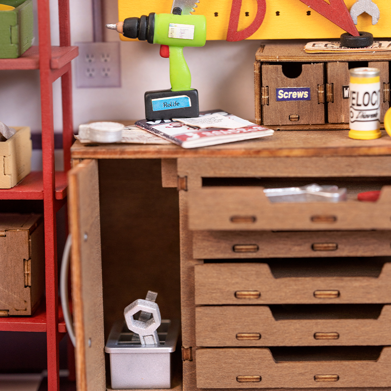 Rolife DG165 Garaj Atölyesi (Garage Workshop) DIY Minyatür Maket Model Seti Mini Dollhouse 3D Model Kit Detaylı Dekoratif Hobi Seti 3D Puzzle Tiny House
