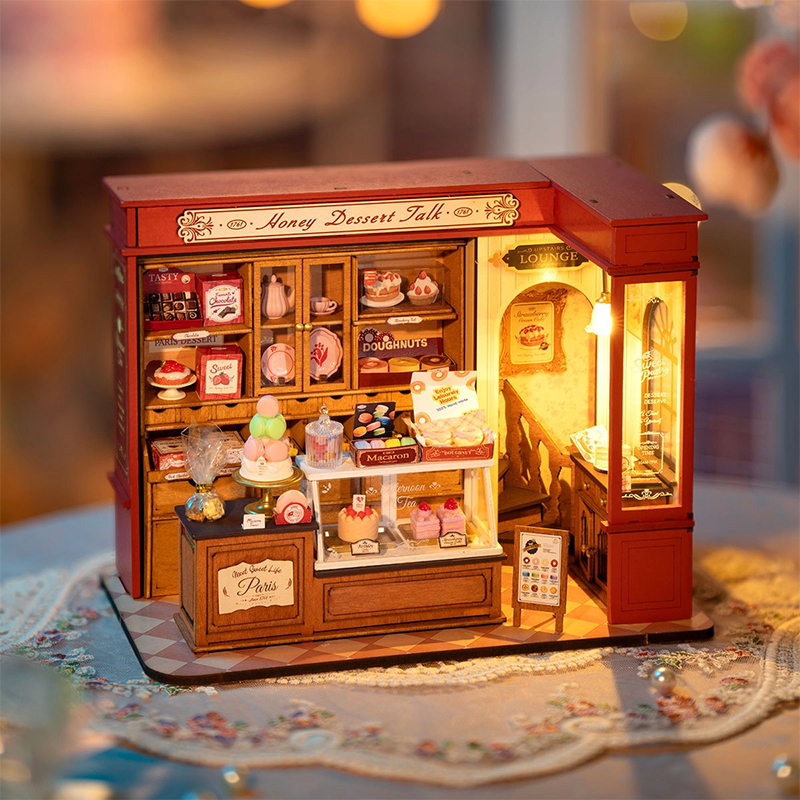 Rolife DG168 Tatlı Dükkanı (Honey Dessert Talk) DIY Minyatür Maket Model Seti Mini Dollhouse 3D Model Kit Detaylı Dekoratif Hobi Seti 3D Puzzle Tiny House