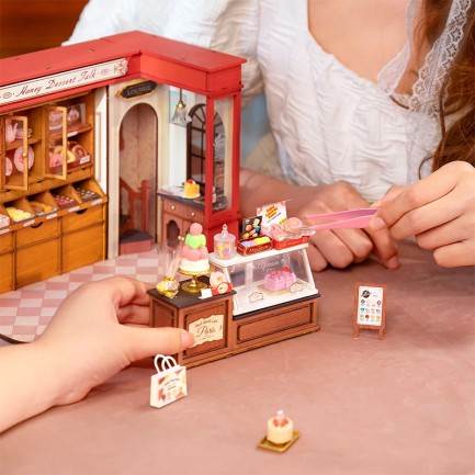 Rolife DG168 Tatlı Dükkanı (Honey Dessert Talk) DIY Minyatür Maket Model Seti Mini Dollhouse 3D Model Kit Detaylı Dekoratif Hobi Seti 3D Puzzle Tiny House - Thumbnail