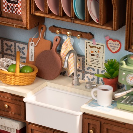 Rolife DG172 Mutfak Odası (Baking Kitchen) DIY Minyatür Maket Model Seti Mini Dollhouse 3D Model Kit Detaylı Dekoratif Hobi Seti 3D Puzzle Tiny House - Thumbnail