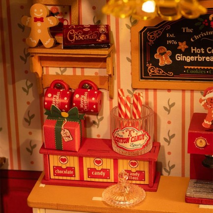 Rolife DG176 Gingerbread House DIY Miniature House - Thumbnail