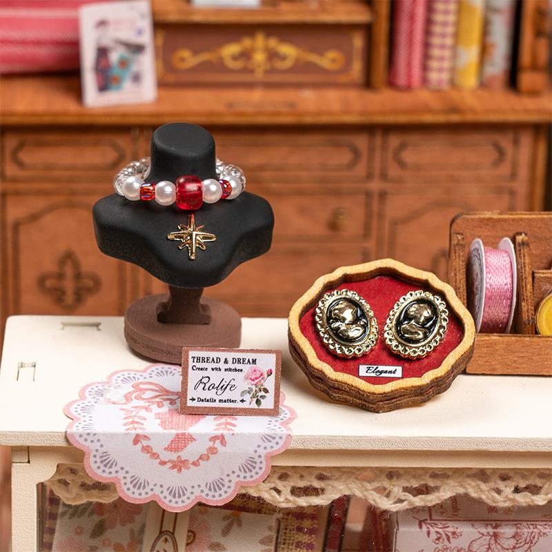 Rolife DG178 Elsa's Tailoring DIY Miniature House