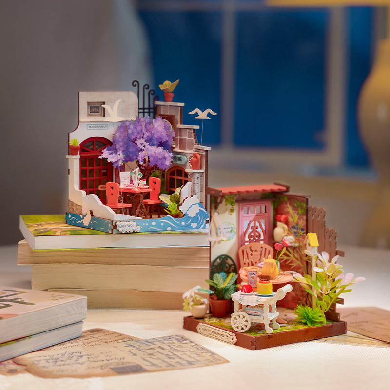 Rolife DS038 Şık Çay Bahçesi (Fancy Tea Yard) DIY Minyatür Maket Model Seti Mini Dollhouse 3D Model Kit Detaylı Dekoratif Hobi Seti 3D Puzzle Tiny House