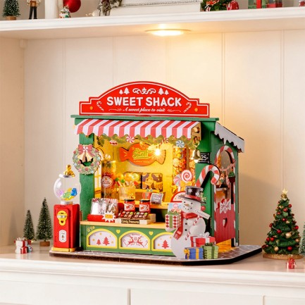 Rolife DS043 Tatlı Standı (Christmas Candy Stand) DIY Minyatür Maket Model Seti Mini Dollhouse 3D Model Kit Detaylı Dekoratif Hobi Seti 3D Puzzle Tiny House - Thumbnail