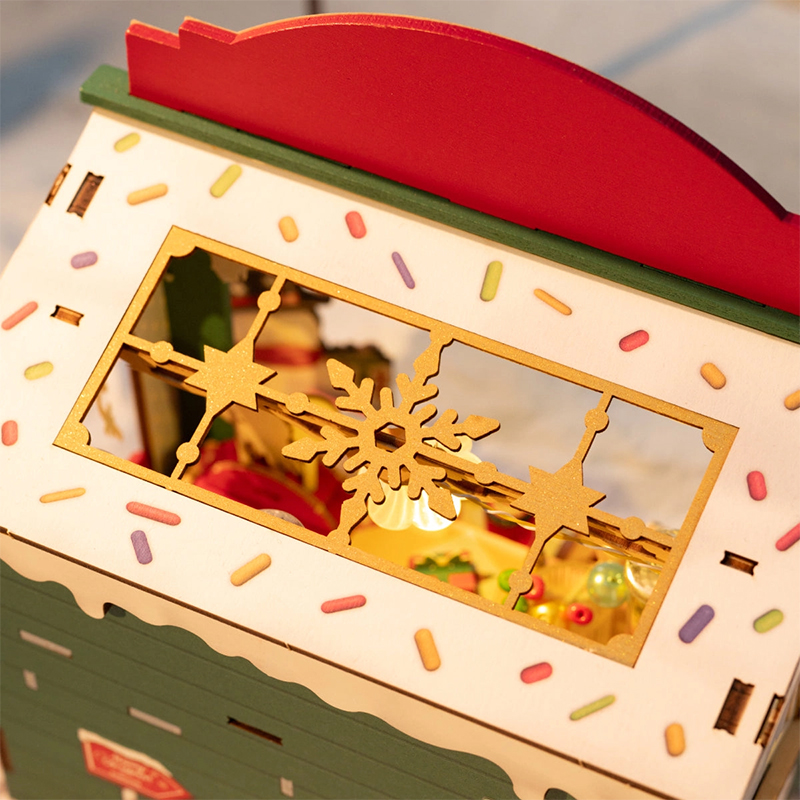 Rolife DS043 Tatlı Standı (Christmas Candy Stand) DIY Minyatür Maket Model Seti Mini Dollhouse 3D Model Kit Detaylı Dekoratif Hobi Seti 3D Puzzle Tiny House
