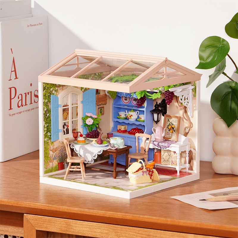 Rolife DW025 Yaz Ortası Rüya Bahçesi Midsummer Dream Yard DIY Minyatür Maket ModelSet Mini Dollhouse 3D Model Kit Detaylı Dekoratif Hobi Seti 3D Puzzle Tiny House