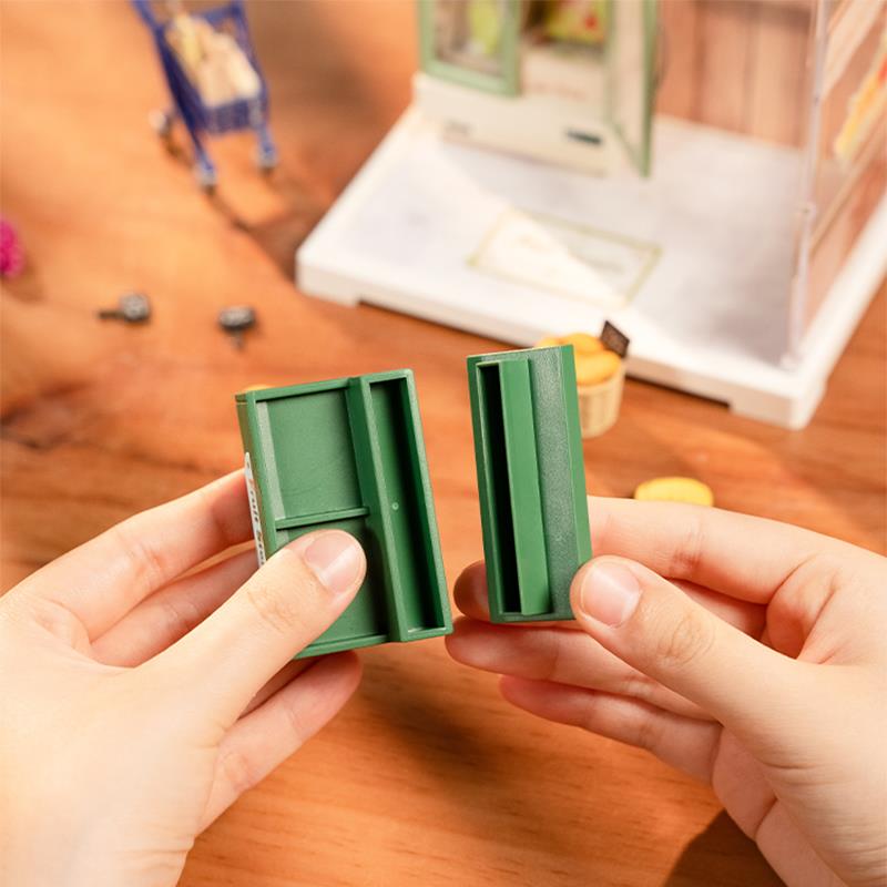 Rolife DWS01B Nature Energy Fruits DIY Miniature House