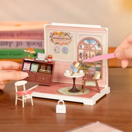 Rolife DWS02B Çay Salonu (Honey Tea Lounge) DIY Minyatür Maket Model Seti Mini Dollhouse 3D Model Kit Detaylı Dekoratif Hobi Seti 3D Puzzle Tiny House - Thumbnail