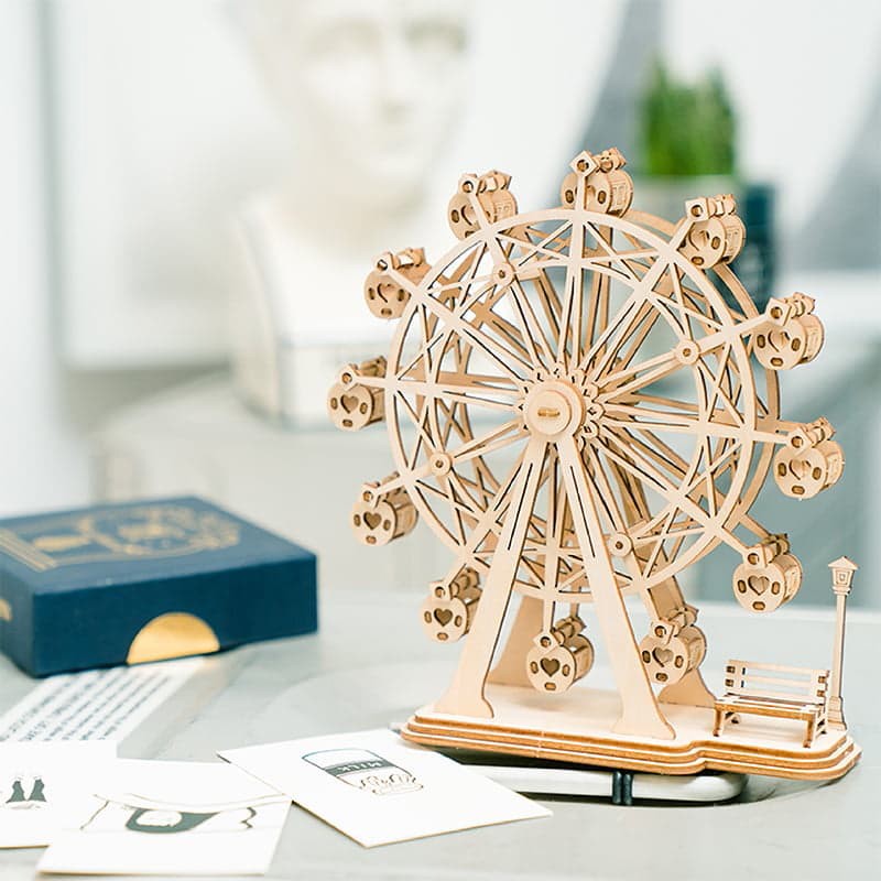 Rolife TG401 Dönme Dolap (Ferris Wheel) DIY Minyatür Maket Model Seti Ahşap 3D Wooden Puzzle 3D Model Kit Detaylı Dekoratif Hobi Seti Ahşap Maket