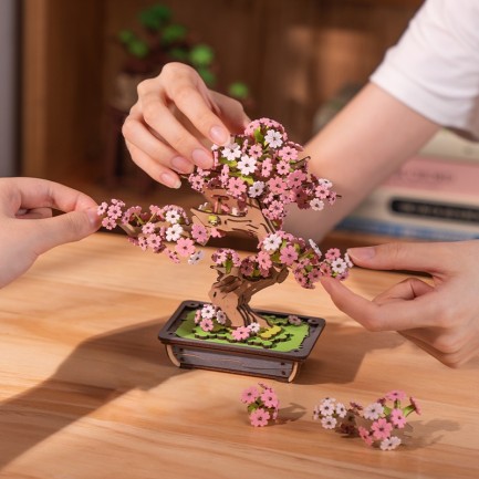 Rolife TG415 Saksıda Ağaç (Sakura Bonsai) DIY Minyatür Maket Model Seti Ahşap 3D Wooden Puzzle 3D Model Kit Detaylı Dekoratif Hobi Seti Ahşap Maket - Thumbnail
