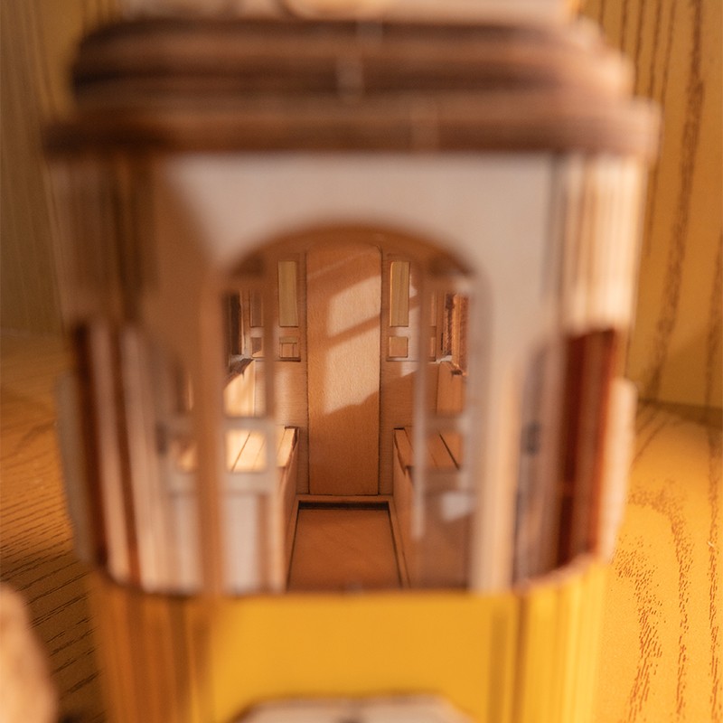 Rolife TG505 Tramvay (Tramcar) DIY Minyatür Maket Model Seti Ahşap 3D Wooden Puzzle 3D Model Kit Detaylı Dekoratif Hobi Seti Ahşap Maket