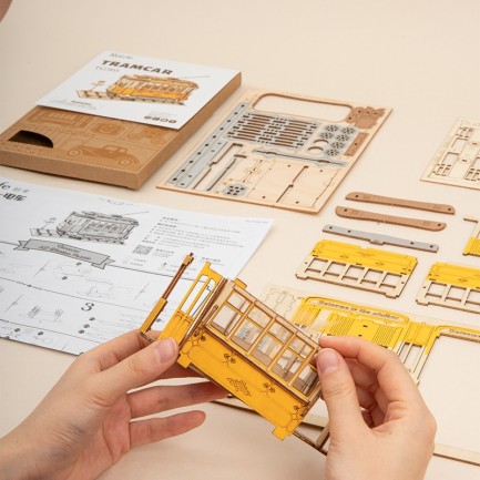 Rolife TG505 Tramvay (Tramcar) DIY Minyatür Maket Model Seti Ahşap 3D Wooden Puzzle 3D Model Kit Detaylı Dekoratif Hobi Seti Ahşap Maket - Thumbnail
