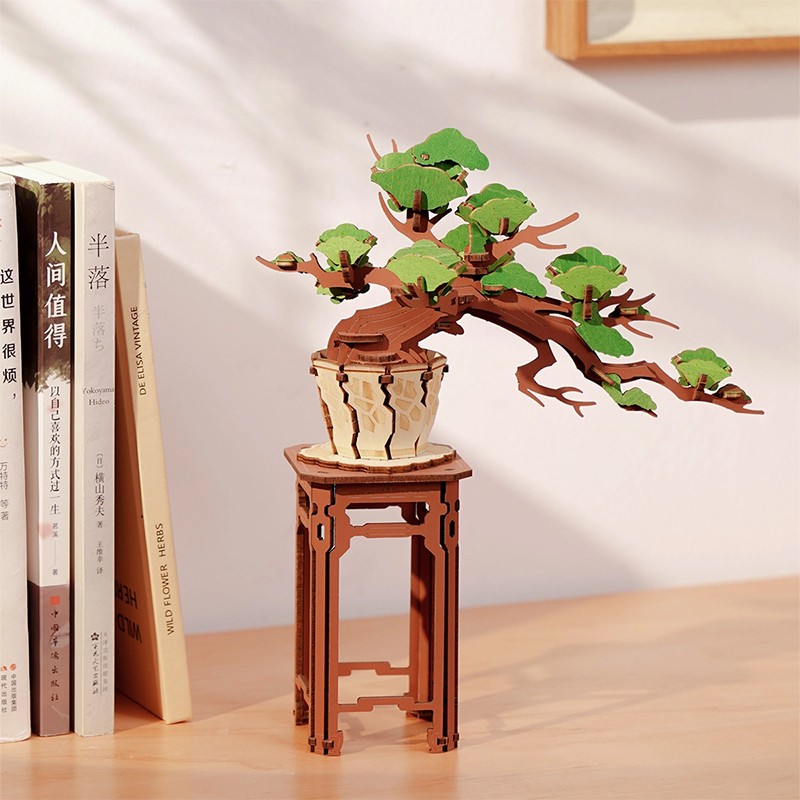 Rolife TG510 Saksıda Ağaç Evergreen Pine Bonsai DIY Minyatür Maket Model Seti Ahşap 3D Wooden Puzzle 3D Model Kit Detaylı Dekoratif Hobi Seti Ahşap Maket