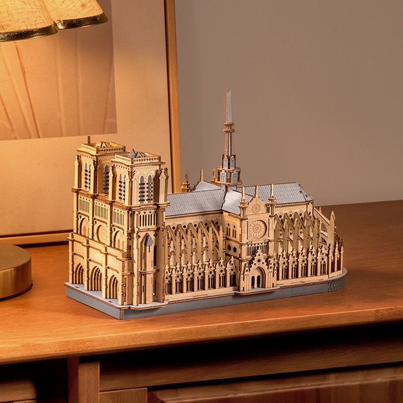 Rolife TG511 Katedral (Paris Cathedral) DIY Minyatür Maket Model Seti Ahşap 3D Wooden Puzzle 3D Model Kit Detaylı Dekoratif Hobi Seti Ahşap Maket