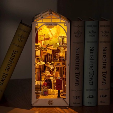Rolife TGB02 Sunshine Town Kasaba Kitap Köşesi Book Nook DIY Minyatür Maket Model Seti Mini Dollhouse 3D Model Kit Detaylı Dekoratif Hobi Set 3D Puzzle Tiny House - Thumbnail