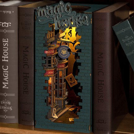 Rolife TGB03 Magic House Kitap Köşesi Book Nook DIY Minyatür Maket Model Seti Mini Dollhouse 3D Model Kit Detaylı Dekoratif Hobi Seti 3D Puzzle Tiny House - Thumbnail
