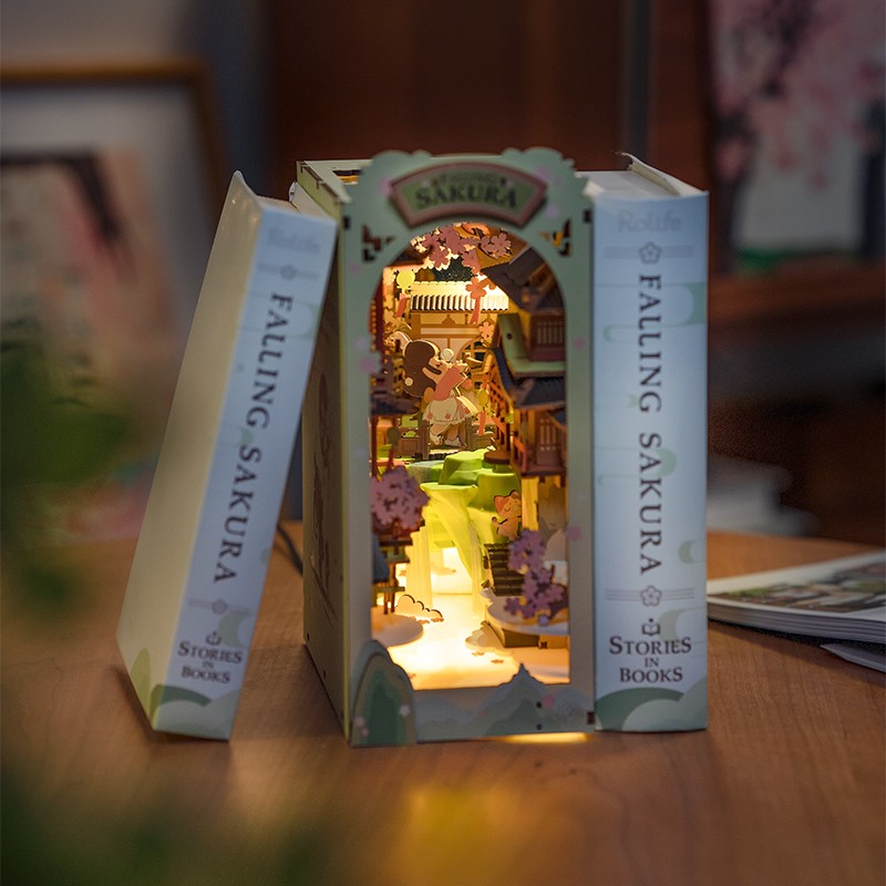 Rolife TGB05 Falling Sakura Kitap Köşesi Book Nook DIY Minyatür Maket Model Seti Mini Dollhouse 3D Model Kit Detaylı Dekoratif Hobi Seti 3D Puzzle Tiny House
