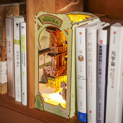 Rolife TGB05 Falling Sakura Kitap Köşesi Book Nook DIY Minyatür Maket Model Seti Mini Dollhouse 3D Model Kit Detaylı Dekoratif Hobi Seti 3D Puzzle Tiny House - Thumbnail