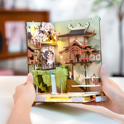 Rolife TGB05 Falling Sakura Kitap Köşesi Book Nook DIY Minyatür Maket Model Seti Mini Dollhouse 3D Model Kit Detaylı Dekoratif Hobi Seti 3D Puzzle Tiny House - Thumbnail