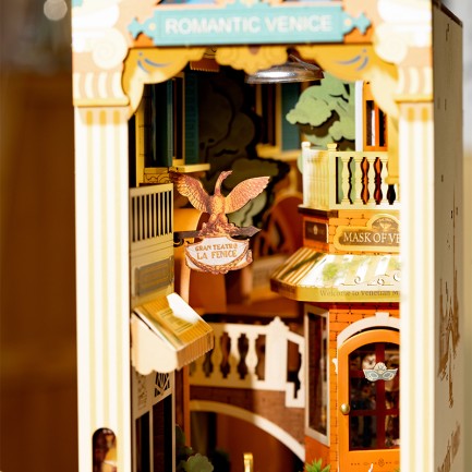Rolife TGB08 Venedik (Romantic Venice) Kitap Köşesi DIY Minyatür Maket Model Seti Mini Dollhouse 3D Model Kit Detaylı Dekoratif Hobi Seti 3D Puzzle Tiny House - Thumbnail