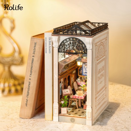 Rolife TGB10 Arcade Dating Kitap Köşesi Book Nook DIY Minyatür Maket Model Seti Mini Dollhouse 3D Model Kit Detaylı Dekoratif Hobi Seti 3D Puzzle Tiny House - Thumbnail