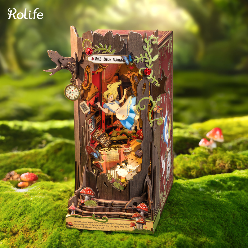 Rolife TGB12 Fall into Wonder Kitap Köşesi Book Nook DIY Minyatür Maket Model Seti Mini Dollhouse 3D Model Kit Detaylı Dekoratif Hobi Seti 3D Puzzle Tiny House