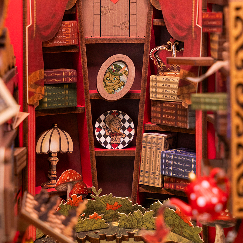 Rolife TGB12 Fall into Wonder Kitap Köşesi Book Nook DIY Minyatür Maket Model Seti Mini Dollhouse 3D Model Kit Detaylı Dekoratif Hobi Seti 3D Puzzle Tiny House