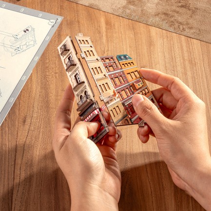 Rolife TGB13 Street Scene Kitap Köşesi Book Nook DIY Minyatür Maket Model Seti Mini Dollhouse 3D Model Kit Detaylı Dekoratif Hobi Seti 3D Puzzle Tiny House - Thumbnail
