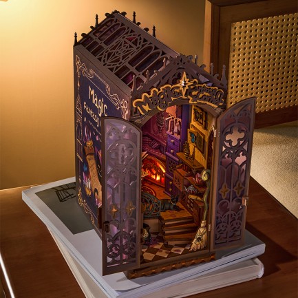 Rolife TGB14 Magic Fantasy Corner Kitap Köşesi Book Nook DIY Minyatür Maket ModelSeti Mini Dollhouse 3D Model Kit Detaylı Dekoratif Hobi Seti 3D Puzzle Tiny House - Thumbnail