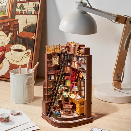 Rolife TGE02 Silent Corner Study Kitap Köşesi Book Nook DIY Minyatür Maket Model Seti Mini Dollhouse 3D Model Kit Detaylı Dekoratif Hobi Seti 3D Puzzle Tiny House - Thumbnail