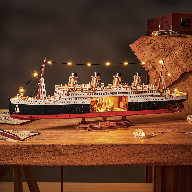 Rolife TGL02 Gemi (1912 Eternal Atlantic Voyager)DIY Minyatür Maket ModelSeti Ahşap 3D Wooden Puzzle 3D Model Kit Detaylı Dekoratif Hobi Seti Ahşap Maket