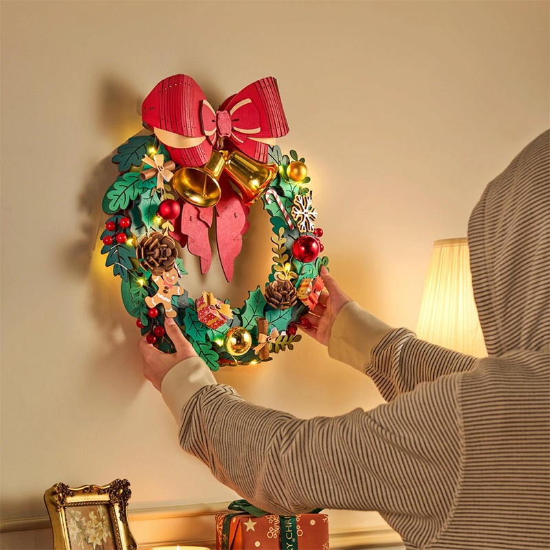 Rolife TGL04 Christmas Wreath 3D Wooden Puzzle