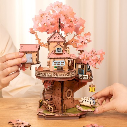 Rolife TGS04 Ağaç Ev (Sakura Tree House) DIY Minyatür Maket Model Seti Ahşap 3D Wooden Puzzle 3D Model Kit Detaylı Dekoratif Hobi Seti Ahşap Maket - Thumbnail