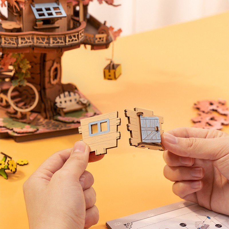Rolife TGS04 Ağaç Ev (Sakura Tree House) DIY Minyatür Maket Model Seti Ahşap 3D Wooden Puzzle 3D Model Kit Detaylı Dekoratif Hobi Seti Ahşap Maket