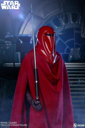 Sideshow Collectibles Royal Guard Premium Format Figure 300740 - Thumbnail