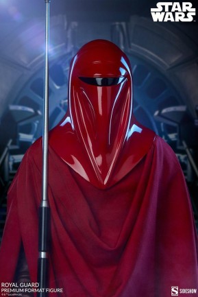 Sideshow Collectibles Royal Guard Premium Format Figure 300740 - Thumbnail