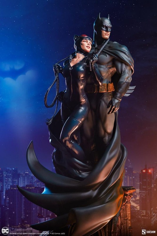 Sideshow Collectibles Batman and Catwoman Diorama - 200618 - DC Comics / Diorama Series
