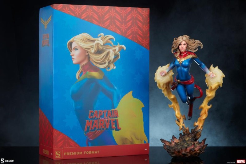 Sideshow Collectibles Captain Marvel Premium Format Figure - 300799 - Marvel Comics / Carol Danvers (ÖN SİPARİŞ)
