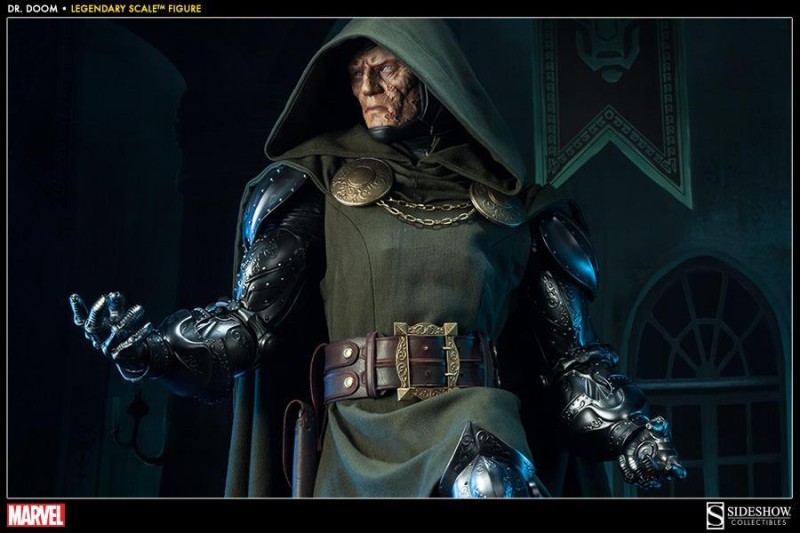 Sideshow Collectibles Dr. Doom Legendary Scale Figure