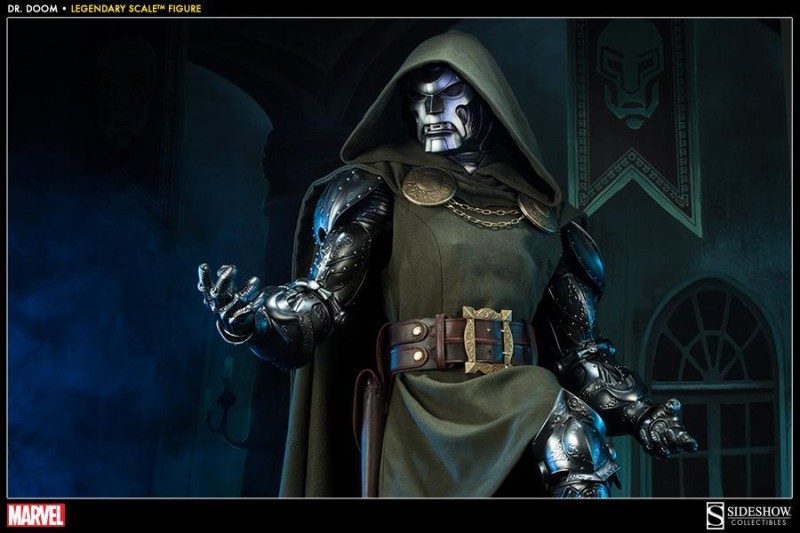 Sideshow Collectibles Dr. Doom Legendary Scale Figure