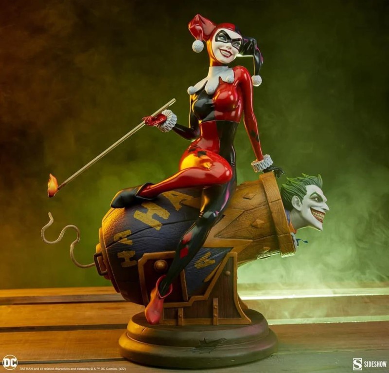 Sideshow Collectibles Harley Quinn and The Joker Diorama - 200575