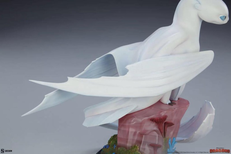 Sideshow Collectibles Light Fury Statue - 200616