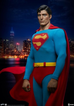 Sideshow Collectibles Superman: The Movie Premium Format Figure 300759 - Thumbnail