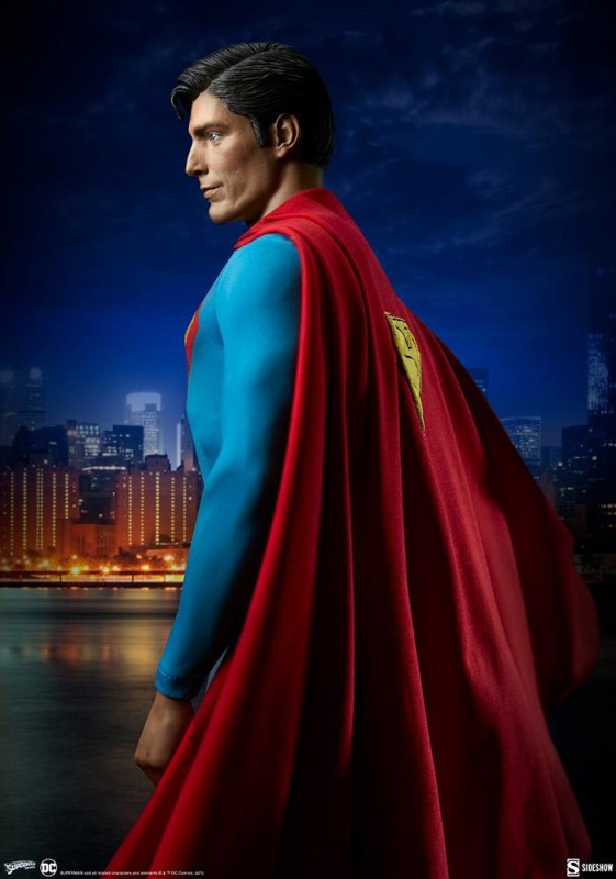 Sideshow Collectibles Superman: The Movie Premium Format Figure 300759