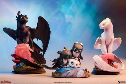 Sideshow Collectibles Toothless ( Crystalline Caverns ) Statue 200615 / How to Train Your Dragon - Thumbnail