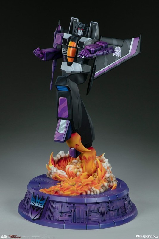 Skywarp - G1 Statue Museum Scale