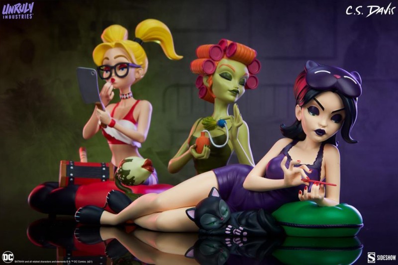 Sleepover Sirens Designer Collectible Toys Set Catwoman & Harley Quinn & Poison Ivy 700166