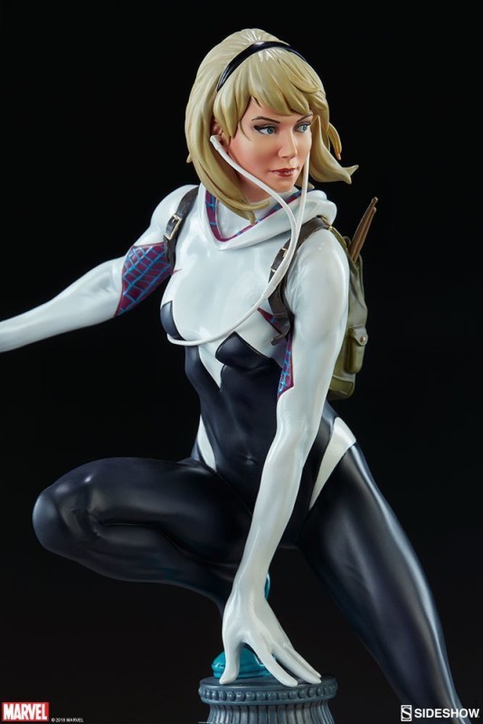 Spider-Gwen Statue